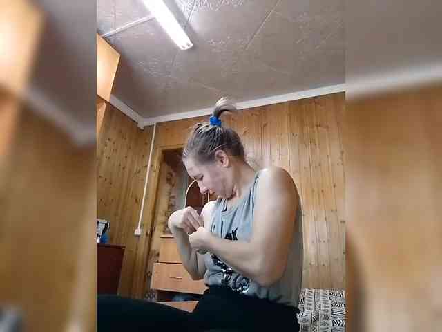 BarbiGirla webcam