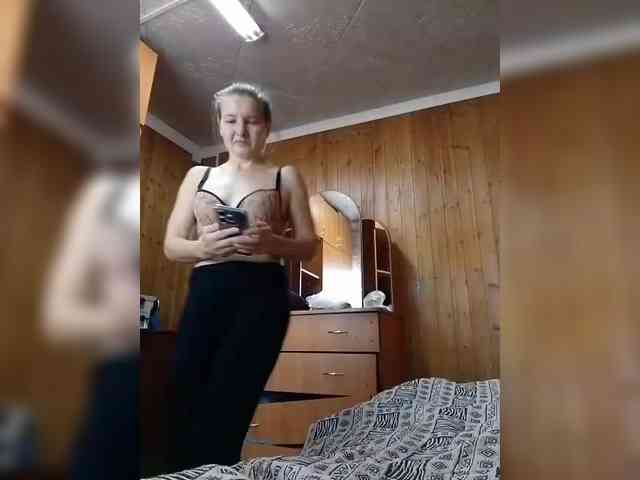 BarbiGirla webcam