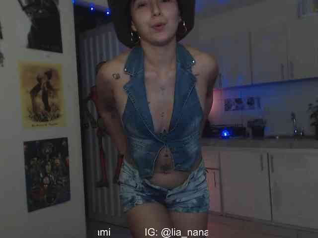 Lia_nanami webcam