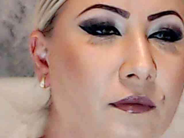 ClaudieTaylon webcam