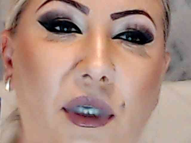 ClaudieTaylon webcam