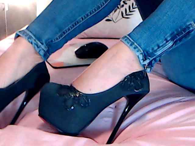 ClaudieTaylon webcam