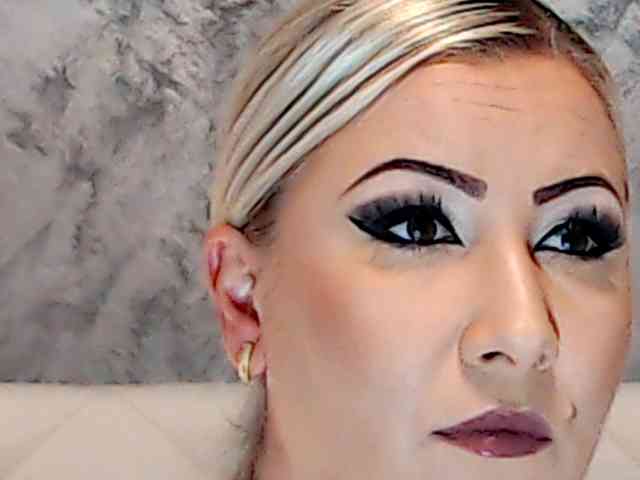 ClaudieTaylon webcam