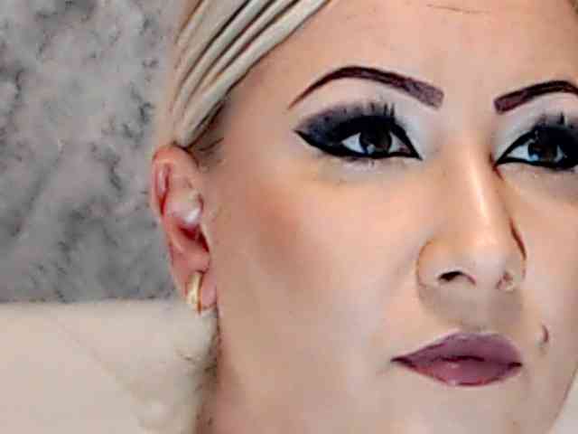 ClaudieTaylon webcam