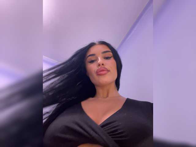 Accedi alla chat con il nickname _Anasteisha_ _Anasteisha_