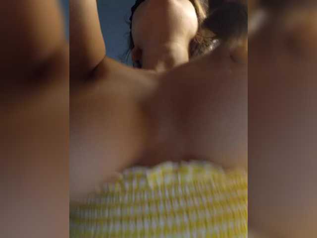 Entra en el chat con el modelo -Smetanka- -Smetanka-