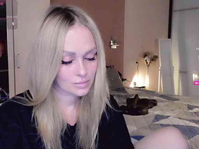 LibbyNora webcam