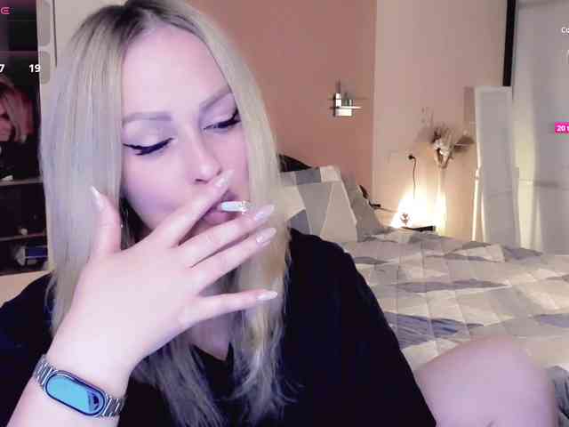 LibbyNora webcam