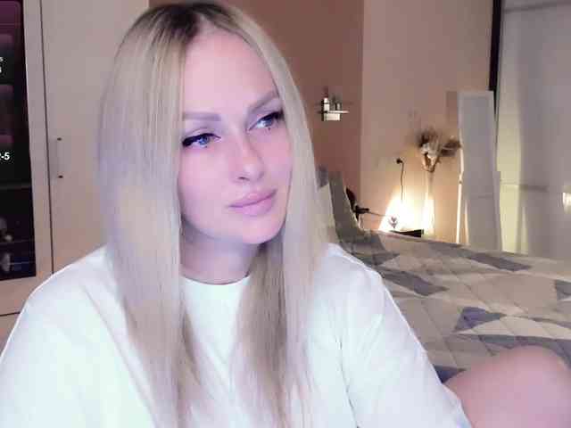LibbyNora webcam
