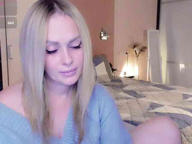 LibbyNora webcam