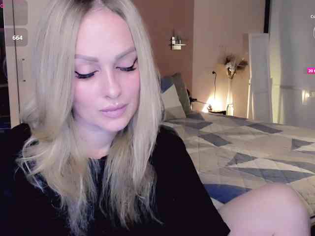 LibbyNora webcam