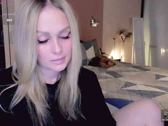 LibbyNora webcam
