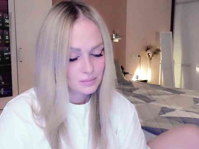 LibbyNora webcam