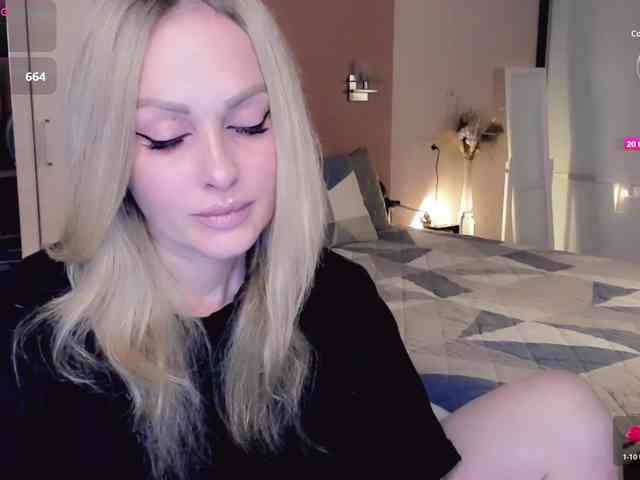 LibbyNora webcam