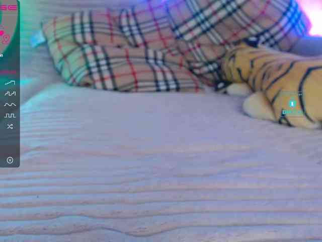 Karoleva_milf webcam