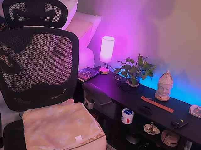 ExcitingWoman webcam