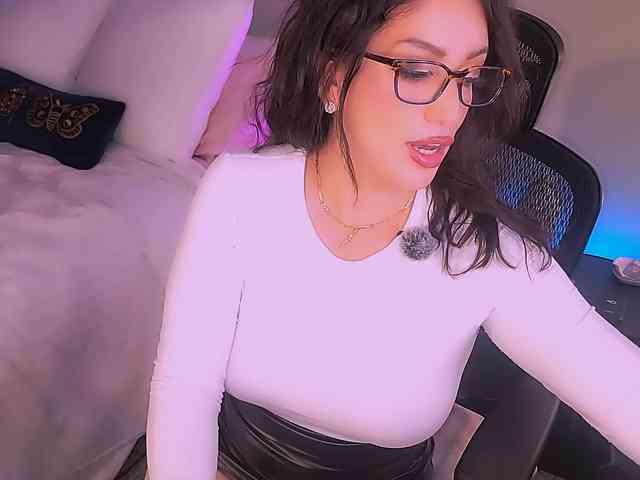 ExcitingWoman webcam