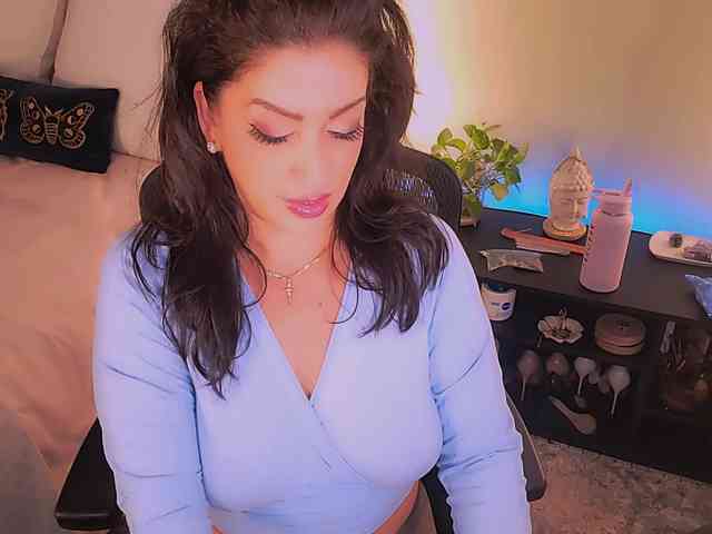 ExcitingWoman webcam
