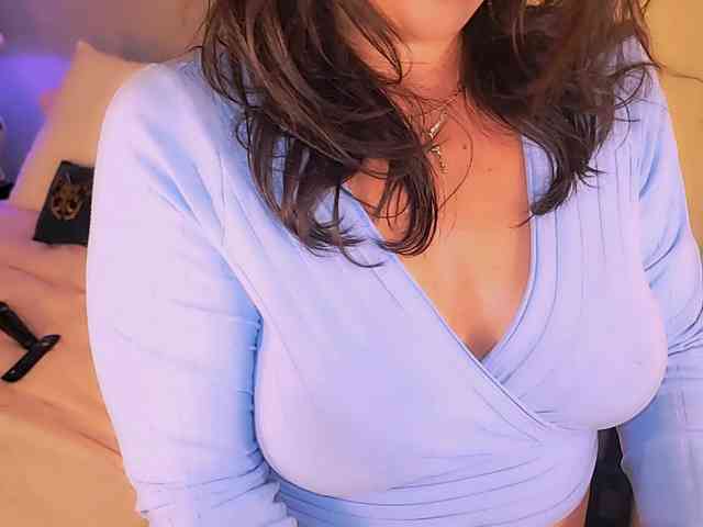 ExcitingWoman webcam