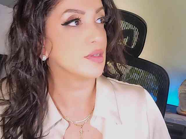 ExcitingWoman webcam