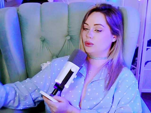 Entrez le videochat erotique avec le
modèle -ANN -ANN