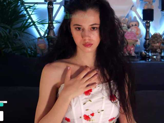 Accedi alla chat con il nickname Taanni Taanni