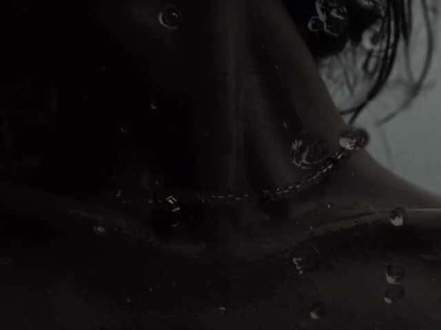 Entrez le videochat erotique avec le
modèle Taanni Taanni