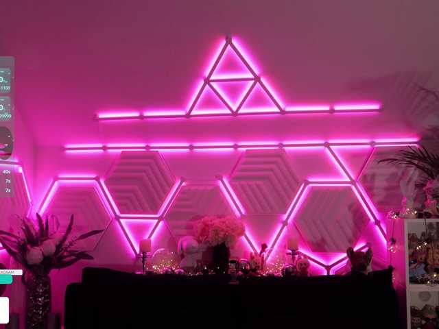 Accedi alla chat con il nickname Taanni Taanni