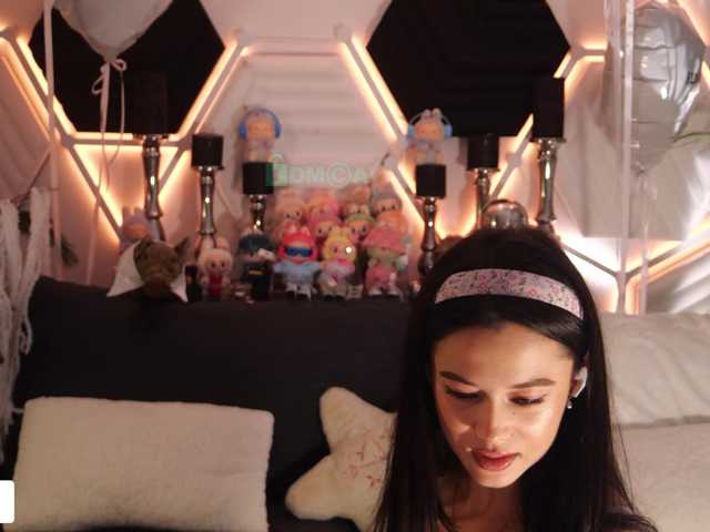 Vai a chattare su Taanni Taanni