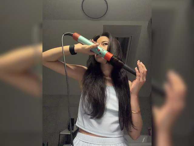 Vai a chattare su Taanni Taanni