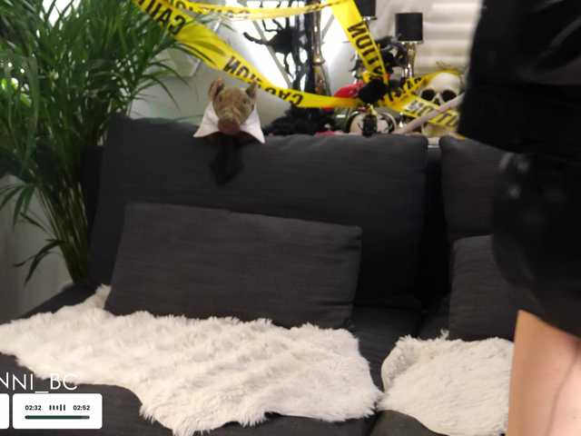 Entra en el chat con el modelo Taanni Taanni