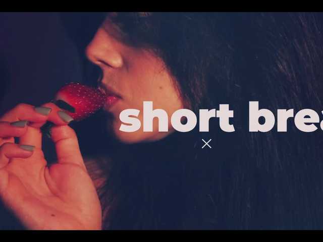 Entra en el chat con el modelo Taanni Taanni