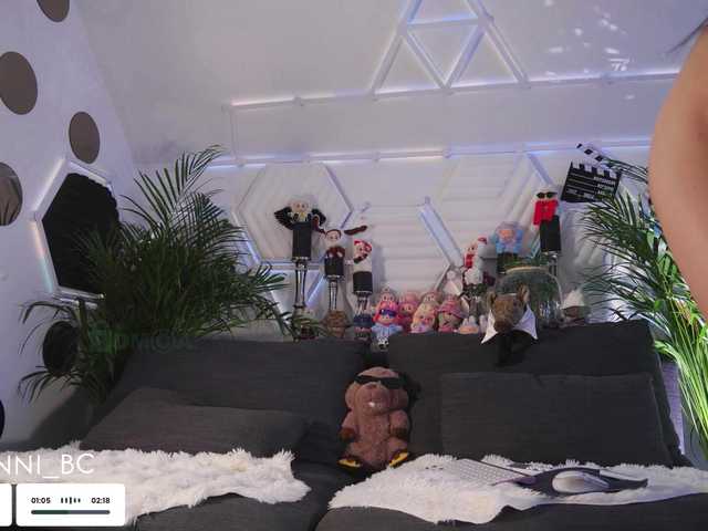 Gratis Live Sexcam mit Taanni Taanni