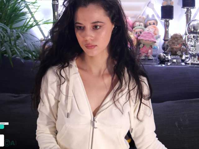 go to chat with Taanni