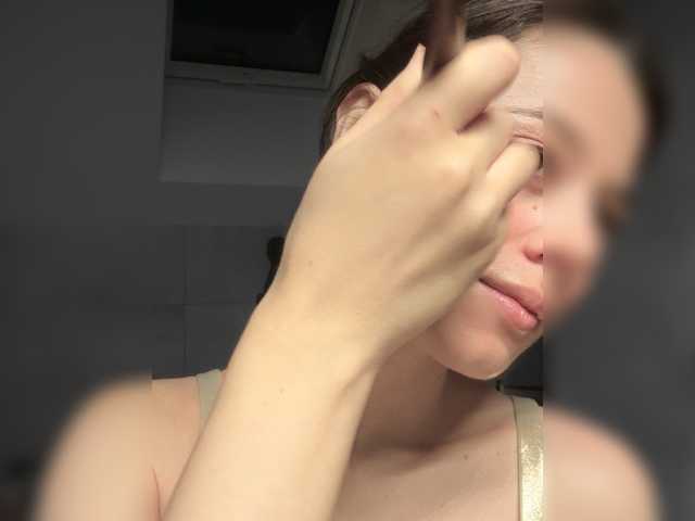 go to chat with Taanni