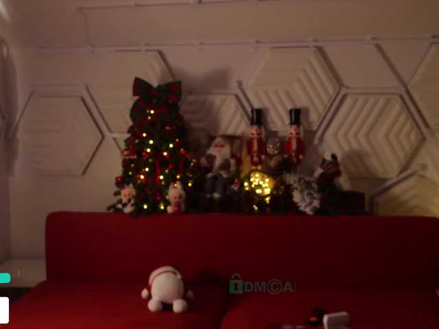 Entra en el chat con el modelo Taanni Taanni