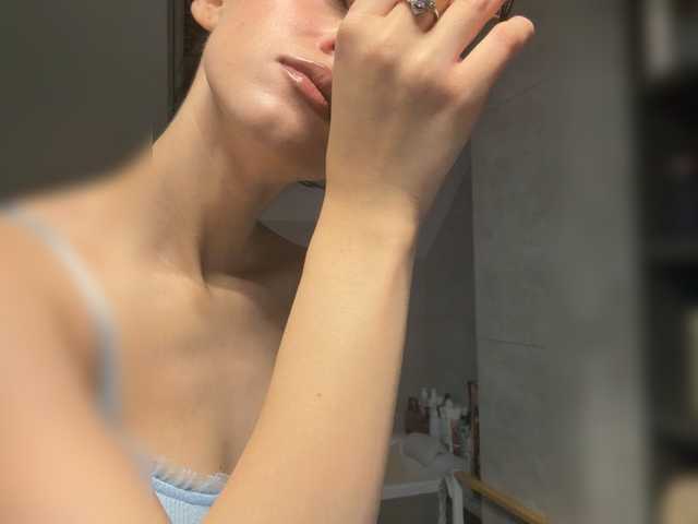 Vai a chattare su Taanni Taanni