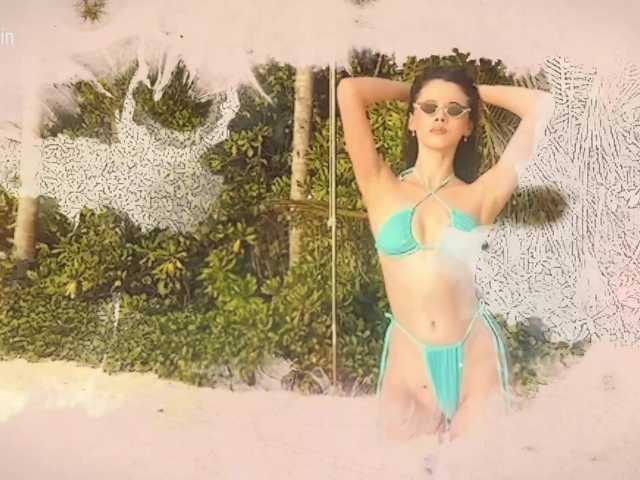 Entra en el chat con el modelo Taanni Taanni