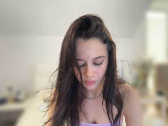 Vai a chattare su Taanni Taanni