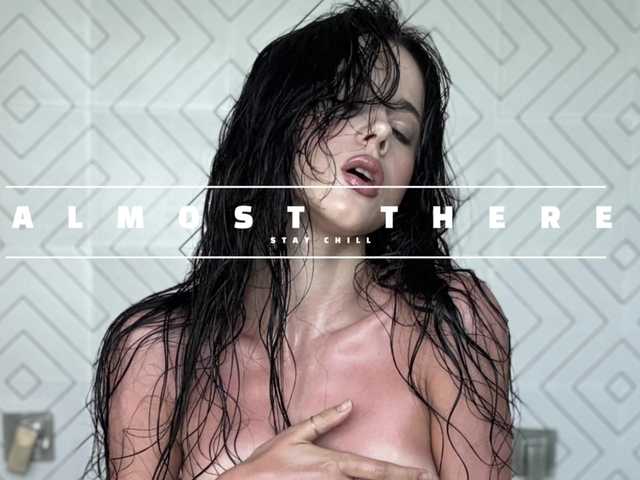 Vai a chattare su Taanni Taanni