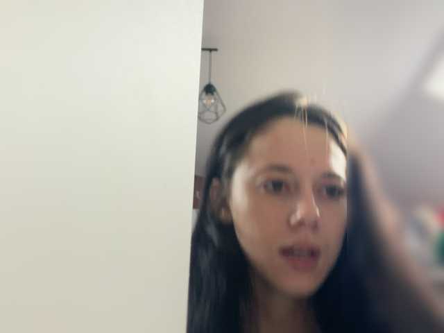 Vai a chattare su Taanni Taanni