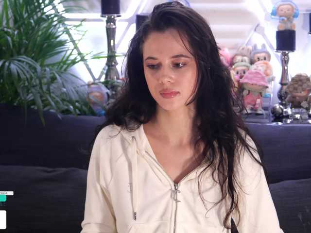 Vai a chattare su Taanni Taanni