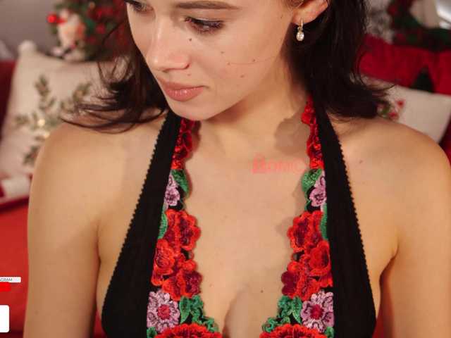 Entrez le videochat erotique avec le
modèle Taanni Taanni