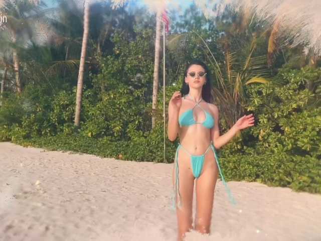 Vai a chattare su Taanni Taanni