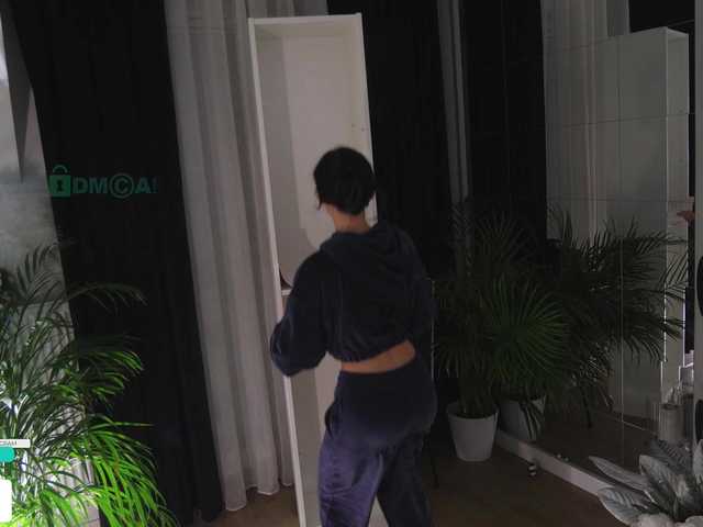 Entrez le videochat erotique avec le
modèle Taanni Taanni