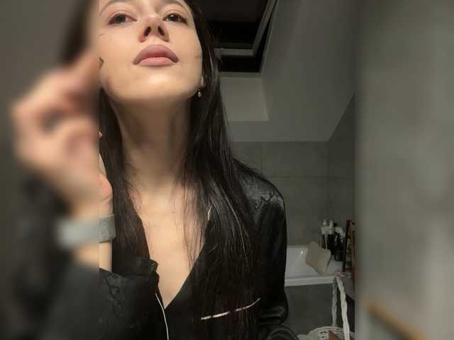 go to chat with Taanni