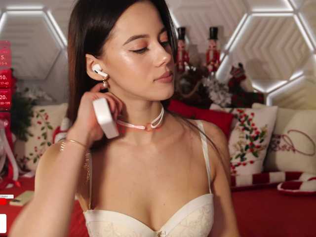 Vai a chattare su Taanni Taanni