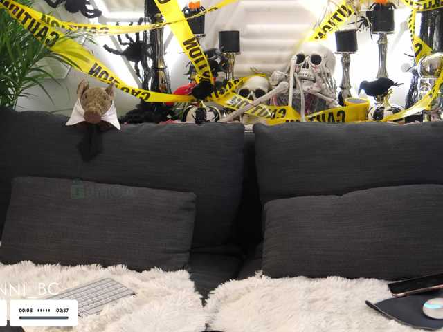 Entrez le videochat erotique avec le
modèle Taanni Taanni