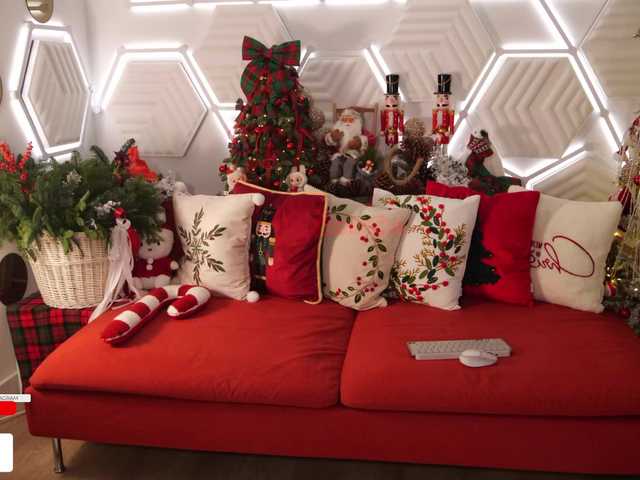 Entra en el chat con el modelo Taanni Taanni