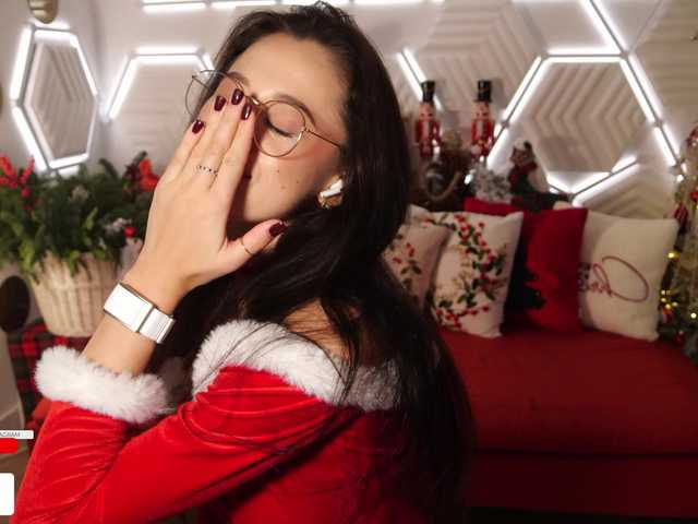 Vai a chattare su Taanni Taanni